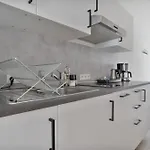 In The Center I Home2share 아파트 *
