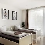 아파트 In The Center I Home2share *
