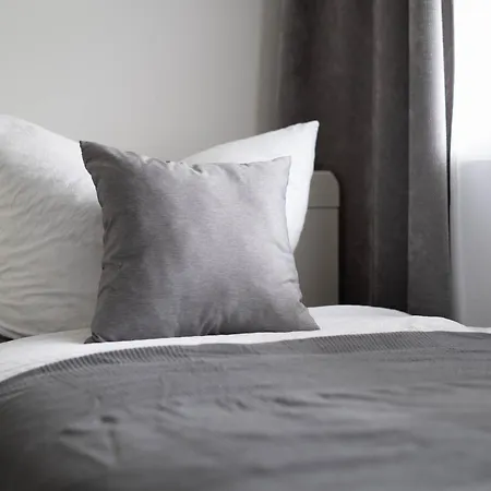 In The Center I Private Parking I Home2share Apartment