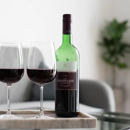 In The Center I Home2share Apartman *