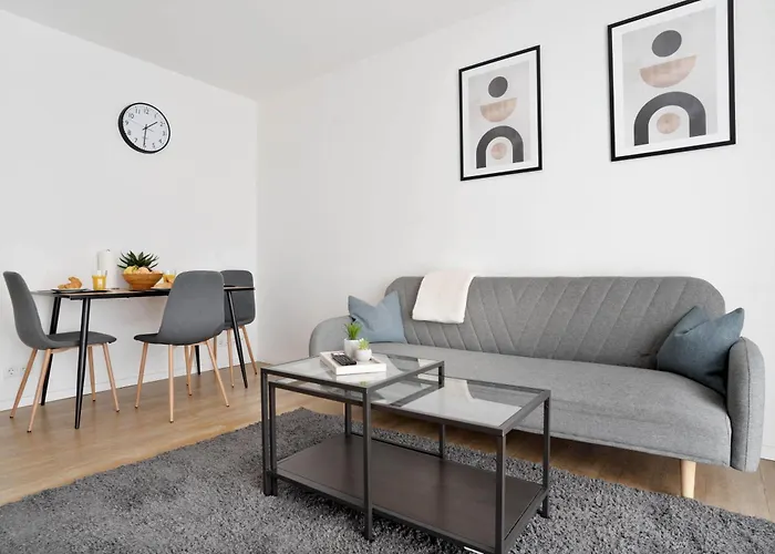 Appartement In The Center I Home2share