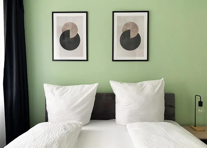 In The Center I Home2share *